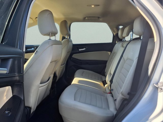 Used 2024 Ford Edge SE w/ Black Appearance Package AWD/4WD image 12