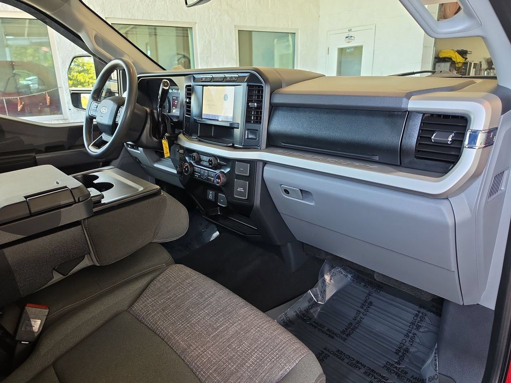 Used 2023 Ford F350 XLT w/ 360-Degree Camera Package AWD/4WD image 23