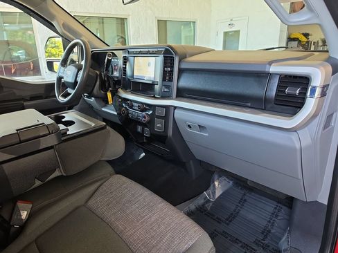 Used 2023 Ford F350 XLT w/ 360-Degree Camera Package AWD/4WD image 23