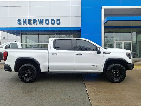 Used 2024 GMC Sierra 1500 AT4X w/ AT4X AEV Edition image 7