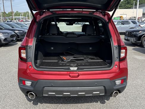 Certified 2025 Honda Passport TrailSport image 33