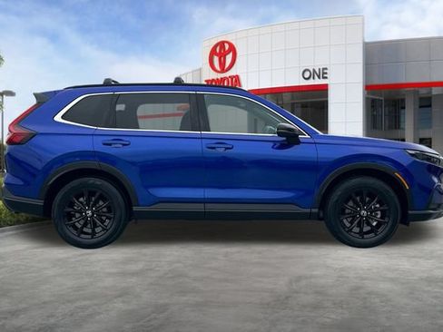 Used 2023 Honda CR-V Sport image 3