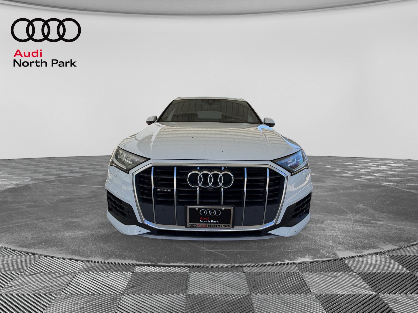 Used 2021 Audi Q7 3.0T Premium Plus w/ Premium Plus Package AWD/4WD image 8