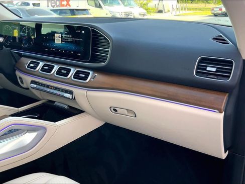 Certified 2022 Mercedes-Benz GLE 350 4MATIC image 17