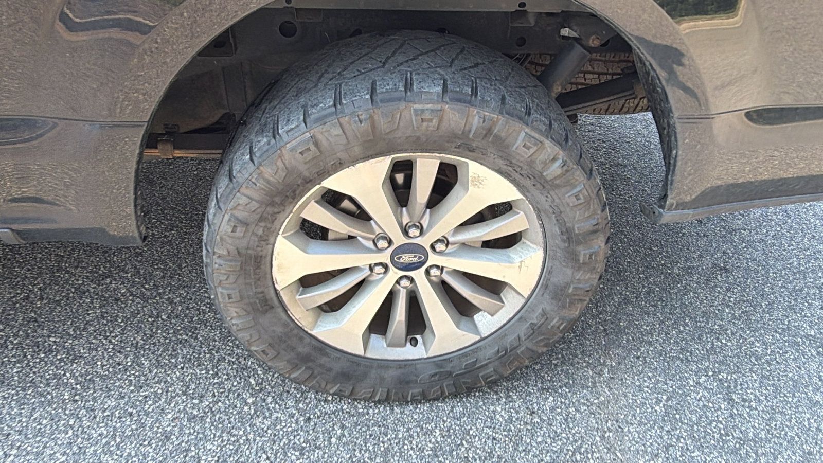Used 2018 Ford F150 XL w/ Equipment Group 101A Mid AWD/4WD image 12