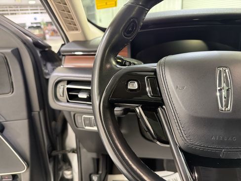 Used 2023 Lincoln Aviator Reserve image 14