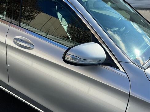 Used 2015 Mercedes-Benz C 300 4MATIC Sedan image 9