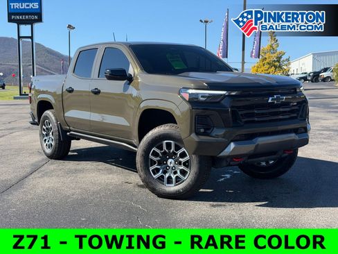Used 2023 Chevrolet Colorado Z71 w/ Z71 Convenience Package 2 AWD/4WD image 1