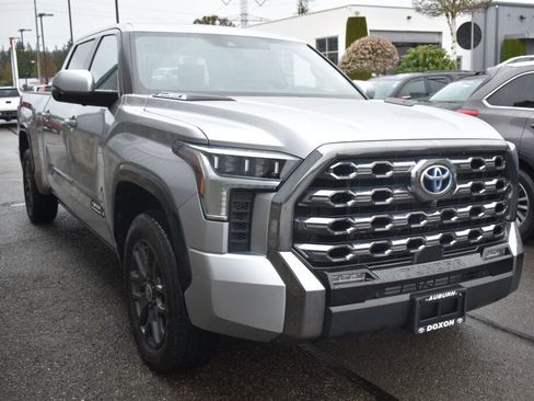 Used 2024 Toyota Tundra Platinum image 3
