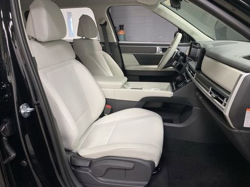 New 2026 Hyundai Santa Fe SE image 29