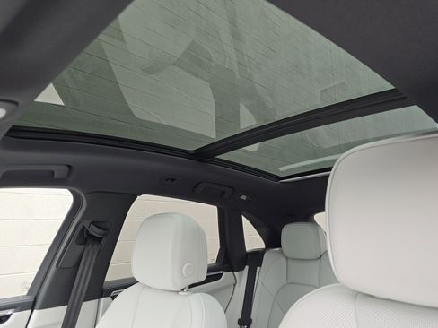 New 2026 Porsche Macan S image 13