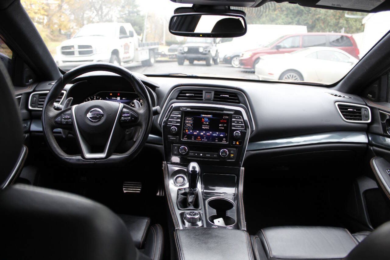Used 2019 Nissan Maxima SR w/ Premium Package FWD image 36