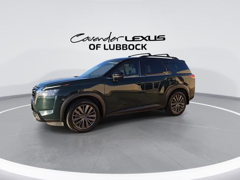 Used 2022 Nissan Pathfinder SL w/ SL Premium Package image 5