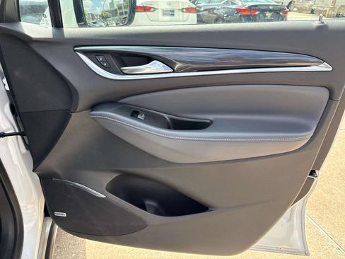Used 2024 Buick Enclave Premium FWD image 13