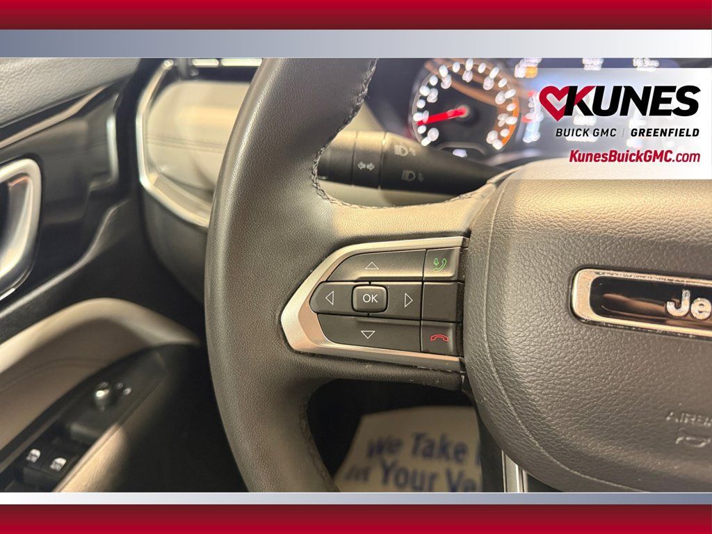 Used 2024 Jeep Compass Limited AWD/4WD image 17