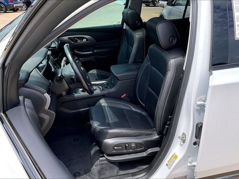 Used 2021 Chevrolet Traverse Premier w/ Redline Edition AWD/4WD image 24