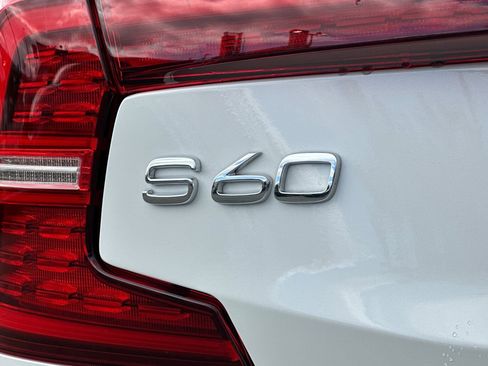 Certified 2024 Volvo S60 B5 Ultimate w/ Climate Package image 13