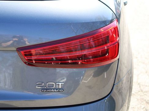 Used 2016 Audi Q3 2.0T Prestige w/ Prestige Package image 19