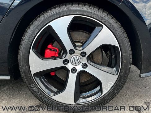Used 2019 Volkswagen Golf 4-Door image 9