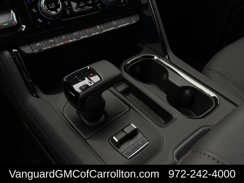 New 2026 GMC Sierra 1500 AT4 w/ AT4 Premium Package AWD/4WD image 15