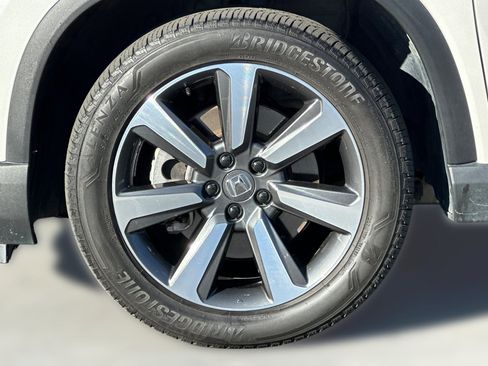 Used 2023 Honda Pilot Elite image 11