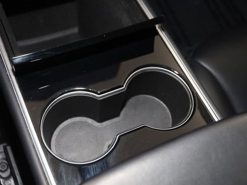 Used 2018 Tesla Model 3 Long Range image 31