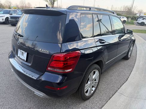 Used 2015 Mercedes-Benz GLK 350 4MATIC image 5