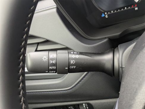 New 2025 Subaru Forester Limited image 32