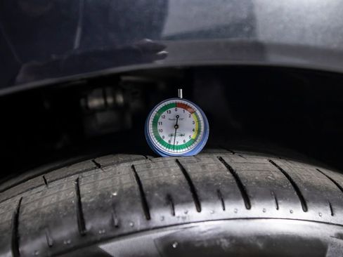 Used 2024 BMW X7 xDrive40i w/ Parking Assistance Package image 43