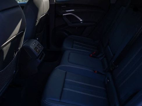 New 2025 Audi Q5 Premium Plus image 21