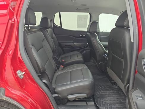 Used 2021 GMC Acadia SLT w/ Premium Package image 37