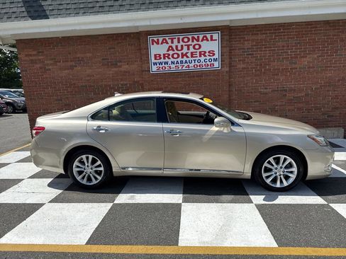 Used 2012 Lexus ES 350 4dr Sdn image 2