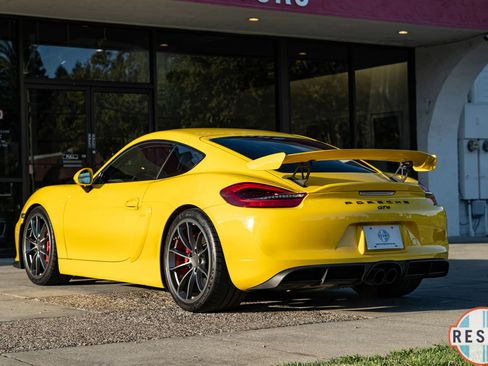 Used 2016 Porsche Cayman GT4 RWD image 4