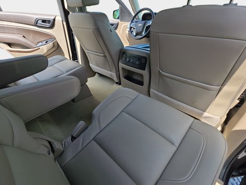 Used 2017 Chevrolet Tahoe LT image 11