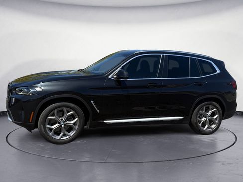 Used 2022 BMW X3 xDrive30i w/ Premium Package 2 AWD/4WD image 3