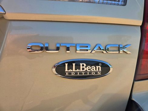 Used 2007 Subaru Outback 3.0R L.L. Bean AWD/4WD image 24