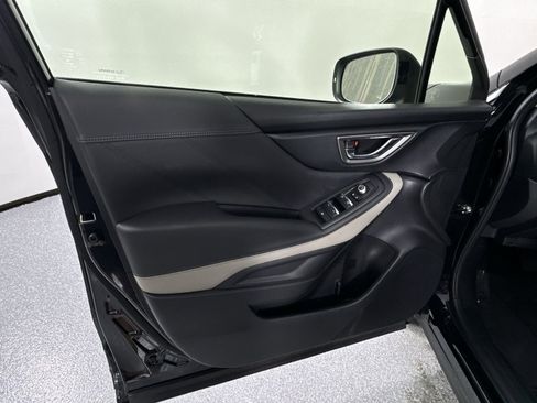 Used 2023 Subaru Forester Limited image 20