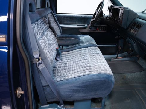 Used 1993 Chevrolet Silverado 1500 4x4 Regular Cab image 39