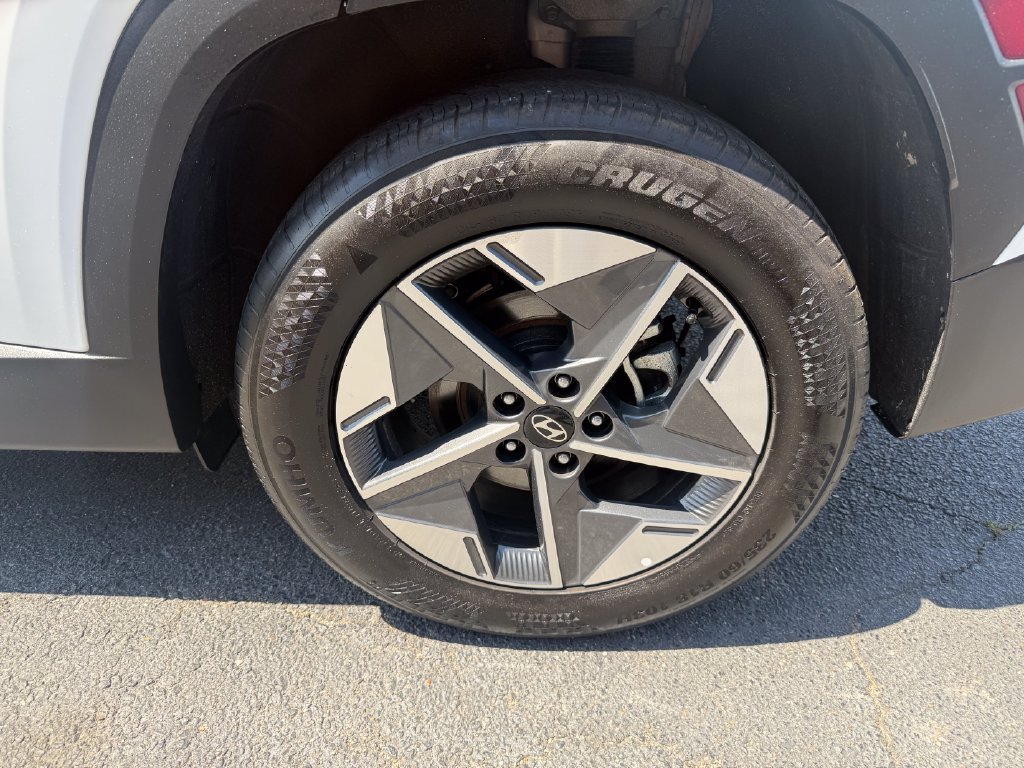 Used 2025 Hyundai Tucson SEL AWD/4WD image 36
