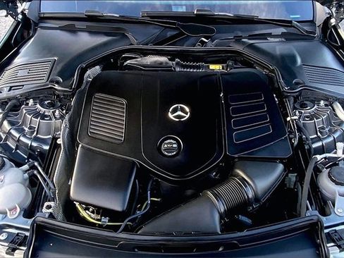 Used 2025 Mercedes-Benz C 300 4MATIC Sedan image 26