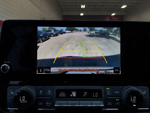 Used 2024 Toyota Grand Highlander AWD image 52