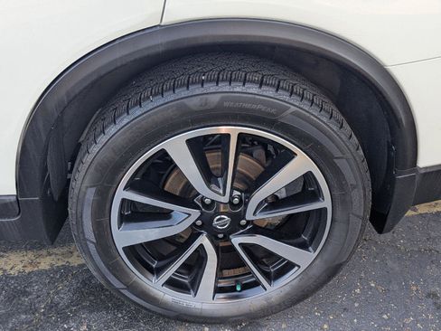 Used 2023 Nissan Rogue SV AWD/4WD image 41