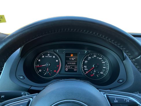 Used 2018 Audi Q3 2.0T Premium w/ Convenience Package image 13