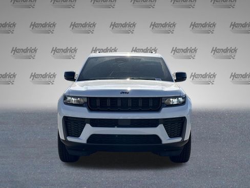 New 2026 Jeep Grand Cherokee L 2WD image 3