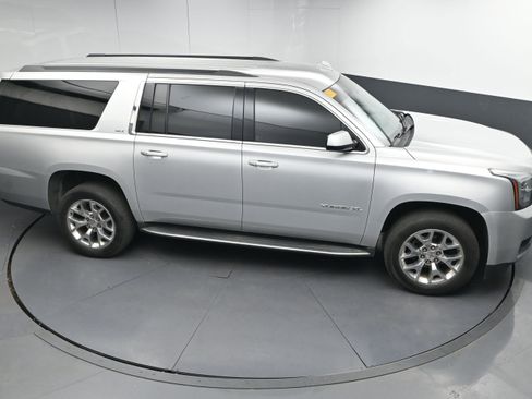 Used 2017 GMC Yukon XL SLT image 34