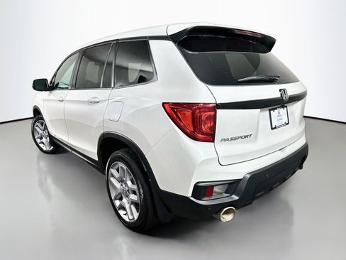 Used 2024 Honda Passport EX-L image 5