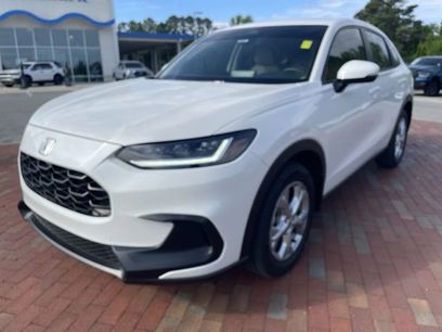 Used 2025 Honda HR-V LX