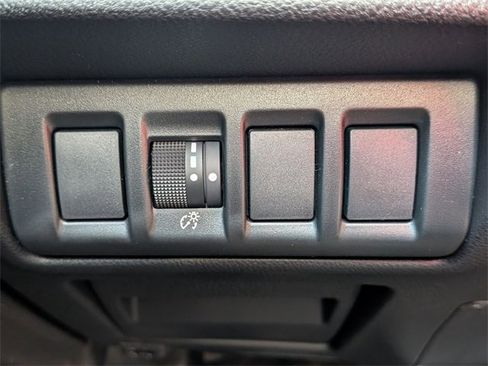 New 2025 Subaru Outback Premium image 19