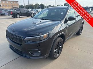 Used 2023 Jeep Cherokee Altitude Lux 360° Tour