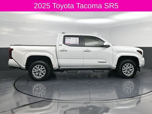 Used 2025 Toyota Tacoma SR5 RWD image 4